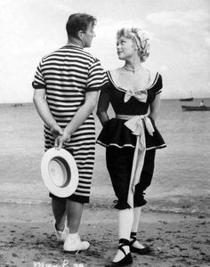 Alec Guinness & Glynis Johns - 