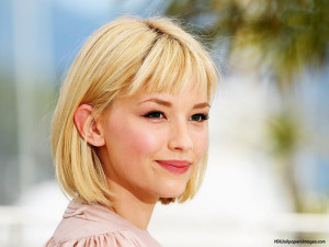 Haley Bennett Cute Smile, Pictures, Photos, HD Wallpapers