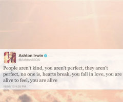 ashton irwin tweets