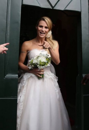 Michelle Hunziker in abito da sposa