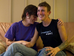 Lesbian kerfuffle at Dollywood