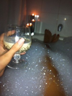 Bubble bath, wine, & candles!Wine, Favorite Things, Candles Lets ...