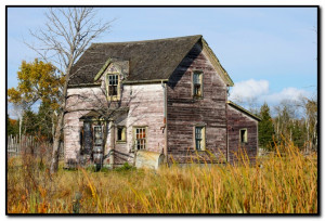 old abandoned farm houses