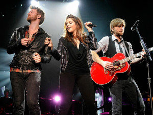 Mummy's the word on Jessica Simpson's big news, plus more from Justin ...