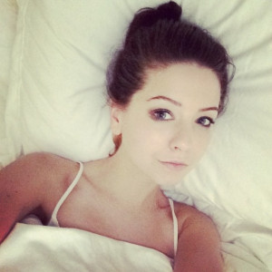 Zoe Sugg YouTube