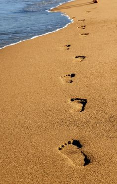 footprints in the sand more sands footprint by blueenayim