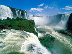 Iguassu-Falls-Brazil.jpg
