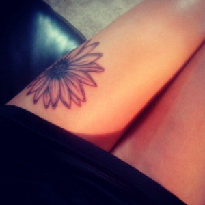 Sunflower Tattoo on women leg