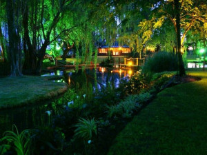 Swan-Lake Guest House