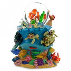 Details about Disney Snowglobe Finding Nemo Squirt Crush super Large ...