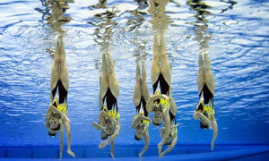 Sychronised-swimming-010.jpg