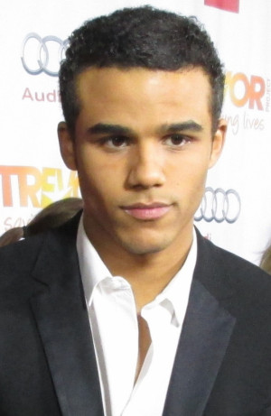 who is jacob artist dating right now jacob artist s current girlfriend ...