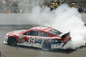 Go Back > Gallery For > Ryan Newman Nascar Gif