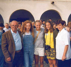 Justin Aunt Uncle And Cousin