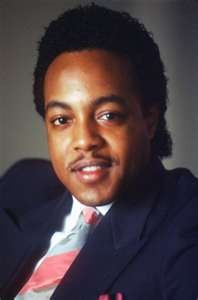Love Peabo Bryson! he sang with: Regina Belle: 