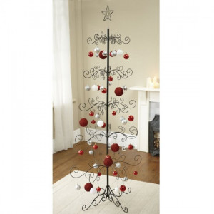 What A Pretty Christmas Tree