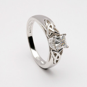 ... com/Celtic-Engagement-Rings/Princess-Trinity-Inset-Ring-P853.html Like
