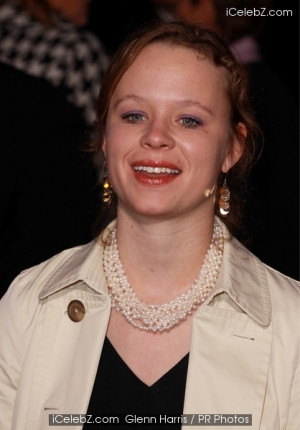 Thora Birch picture gallery