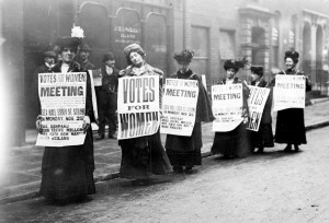 Suffragettes march in London © Alamy
