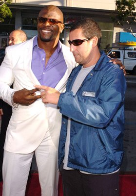 Adam Sandler and Terry Crews at event of The Longest Yard (2005)