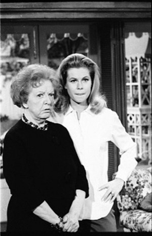 Bewitched • Samantha and Aunt ClaraBewitched Beautiful, Marion Lorne ...