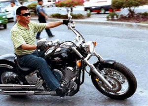 Rodrigo-Duterte-motorcycle