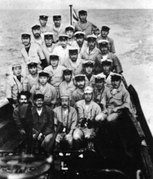 The crew of Japanese submarine I-29 after the rendezvous with German ...