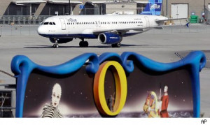 Tuesday morning JetBlue ( JBLU ) flight taking passengers to Las ...