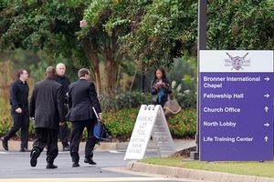 Related Pictures nfl kenny mckinley s suicide shocks his friends ...