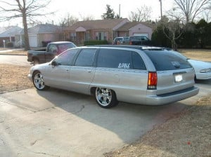 1992 CAPRICE WAGON DROPPED ON SPRINGS WITH 18 INCH MONDERA B52'S HAS ...