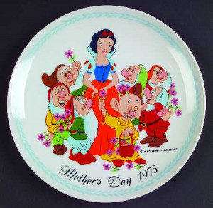 Disney Mothers Day Plate