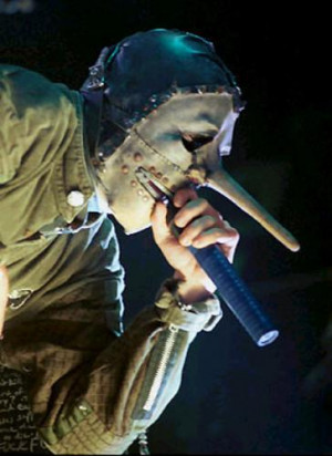MIEMBRO Chris Fehn D SLIPKOT MARCADO CON EL NUMERO 