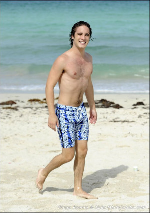 Diego Boneta Gay