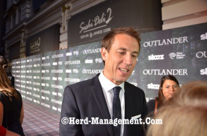 Reporting LIVE! Starz Outlander Premiere San Diego, CA