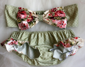 Cutest Bathing Suit Find: Floral Bow Bikini