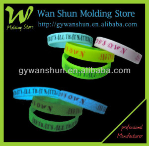 glow in the dark silicone wristbands