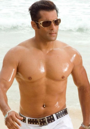 Salman Khan Coming Out From The Sea