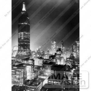 empire-state-building-and-other-buildings-in-the-fog-at-night-new-york
