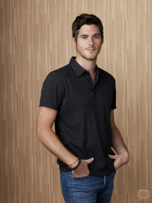 Dave Annable Interpreta