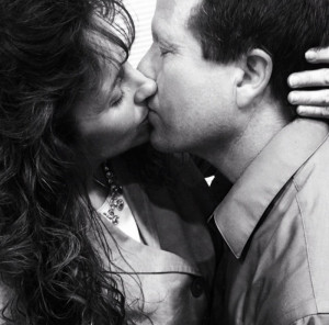 ... and Michelle Duggar recreate Ben and Jessa Seewald’s kissing picture