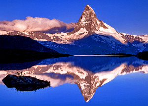 ... Matterhorn: Photographs and Climbing Quotes of a Classic Mountain Peak