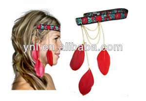 Asimétrico rojo la cadena de la pluma de la venda, Tribal, Boho ...