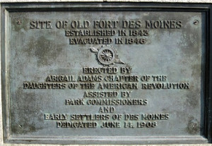 Plaque Old Fort Des Moines