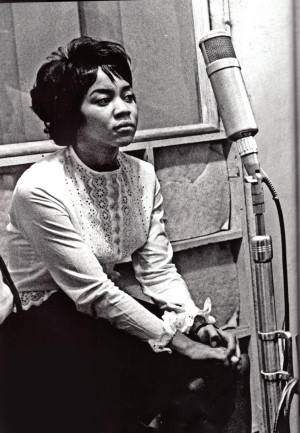 Mavis Staples - Vee Jay recording session - New York 1961