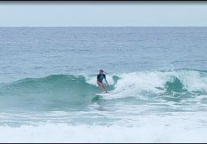 Beginner_Surfer_Brazilian_Surf.jpg