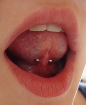 Tongue frenulum piercing by mo0nsterkekzZ