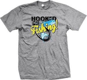 Hooked-On-Fishing-Fish-Hunting-Funny-Sayings-Slogans-Mens-T-shirt