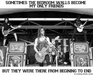 ... 8th 2012 · 2,405 notes · Tags: #pierce the veil #besitos #vic