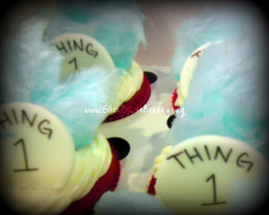 Thing 1 & Thing 2 Cupcakes!