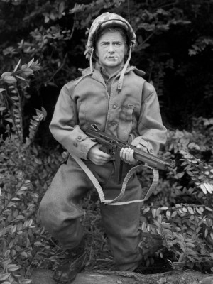 Vic Morrow as Saunders from COMBAT, sculpt and figure.